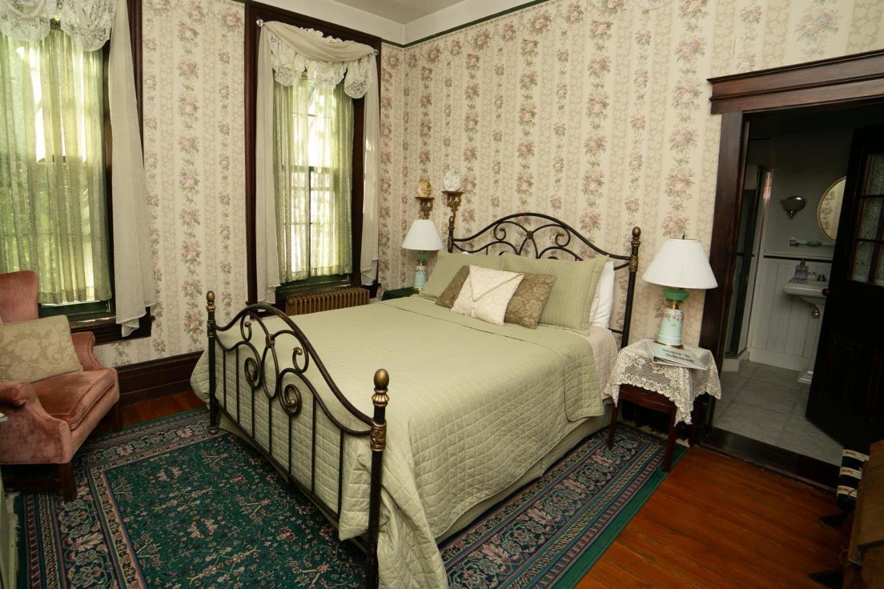 Faunbrook Bed & Breakfast (Adults Only) West Chester Rom bilde
